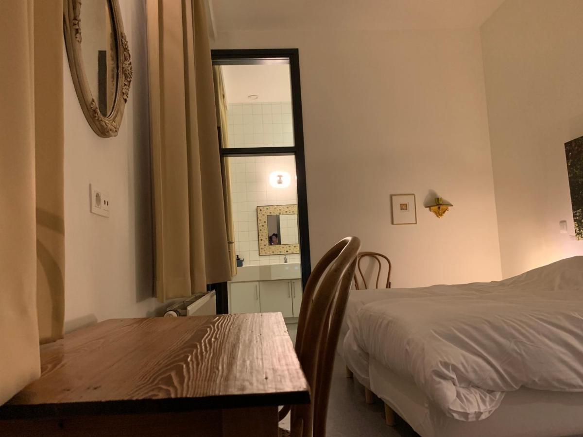 De Lotuspoort Met Mihr'S B&B In De Abdij Van Bornem Exteriör bild