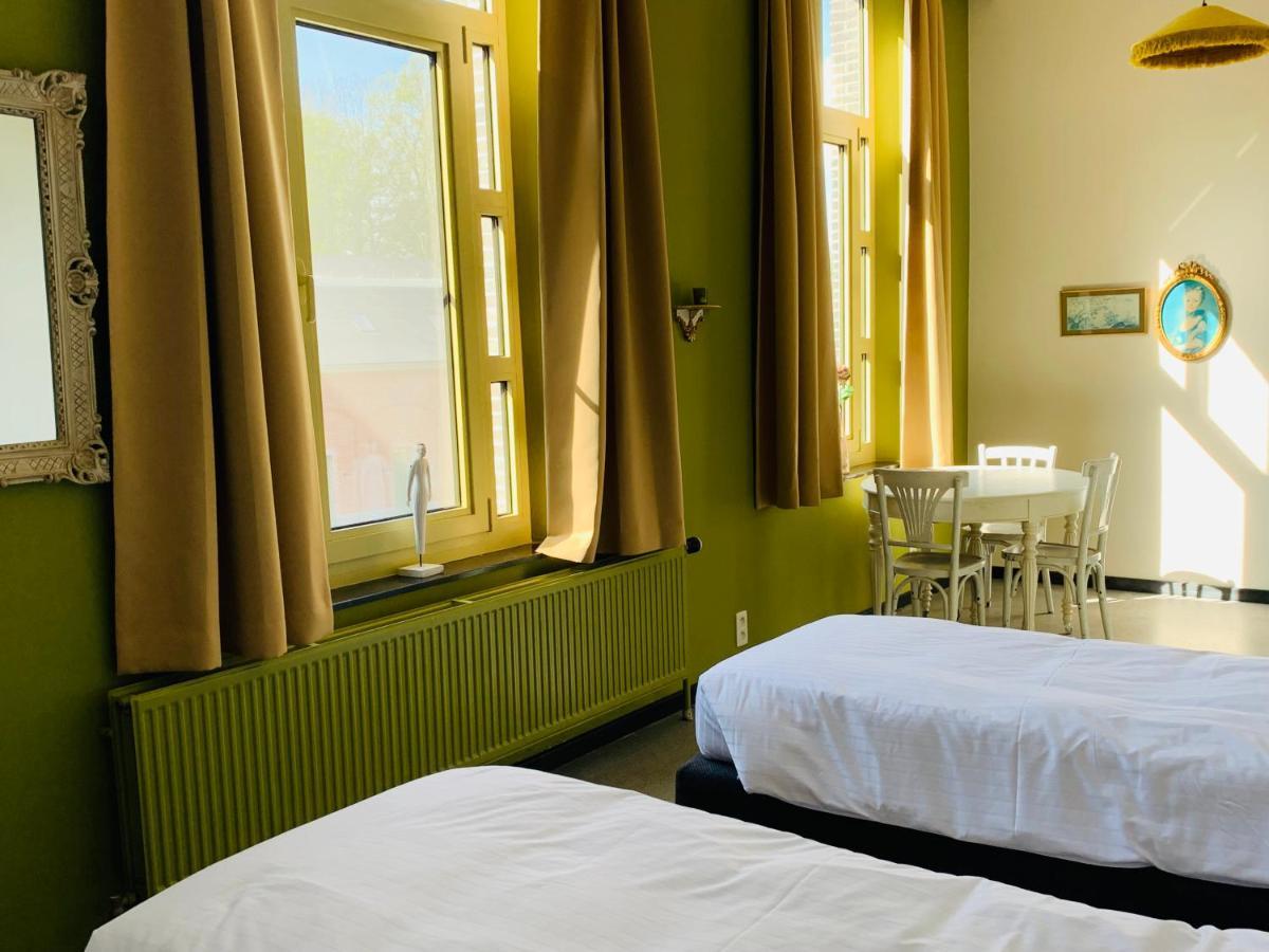 De Lotuspoort Met Mihr'S B&B In De Abdij Van Bornem Exteriör bild