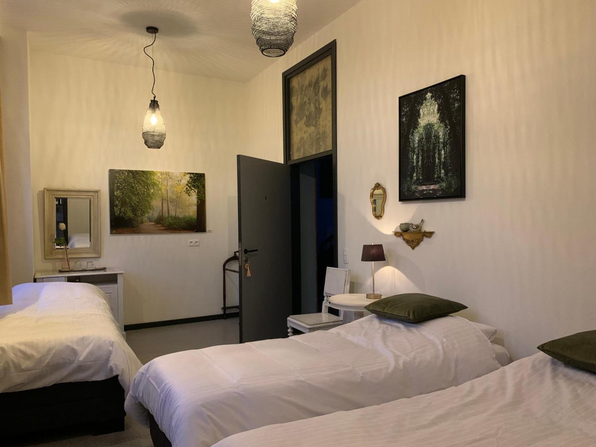 De Lotuspoort Met Mihr'S B&B In De Abdij Van Bornem Exteriör bild