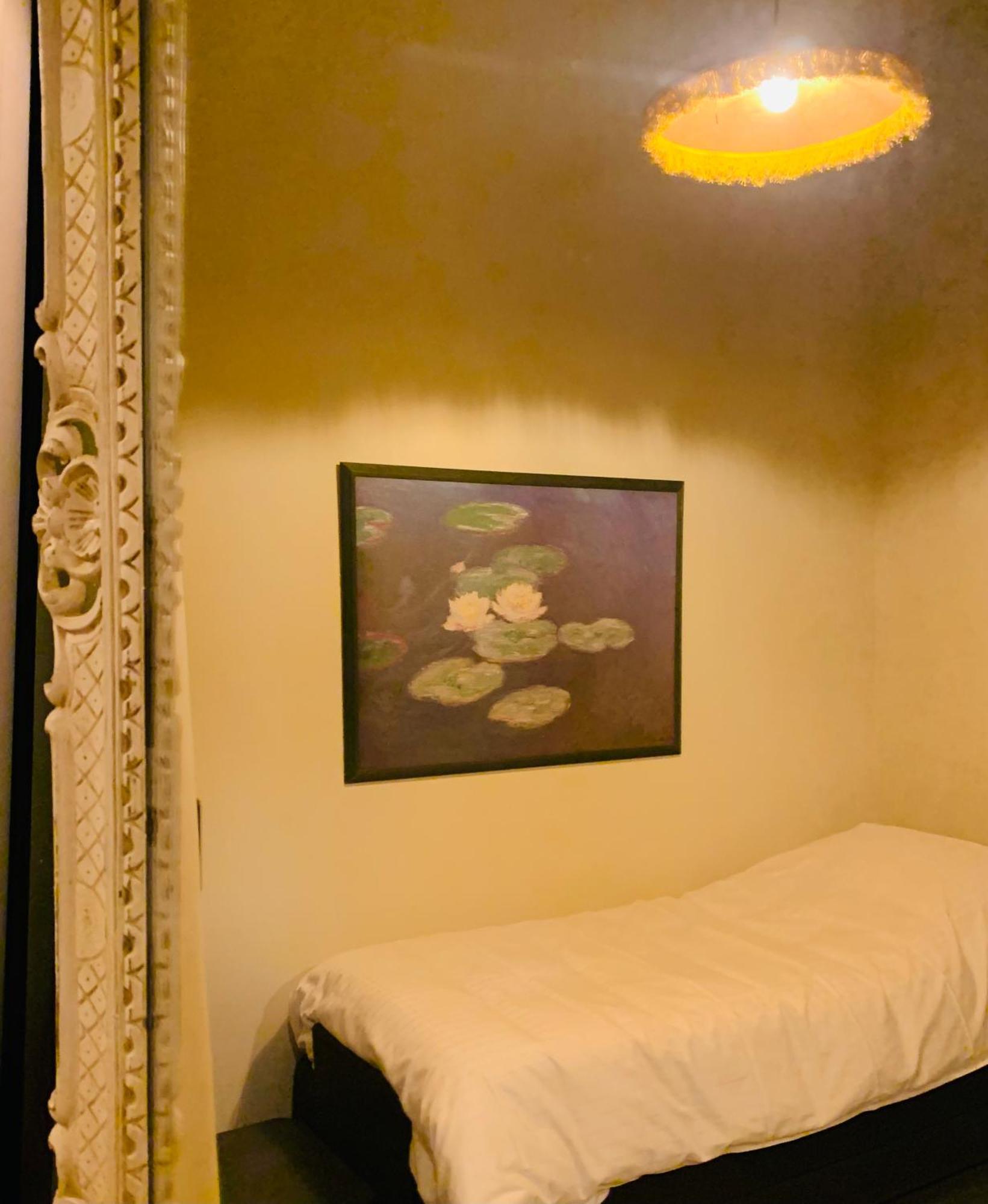 De Lotuspoort Met Mihr'S B&B In De Abdij Van Bornem Exteriör bild