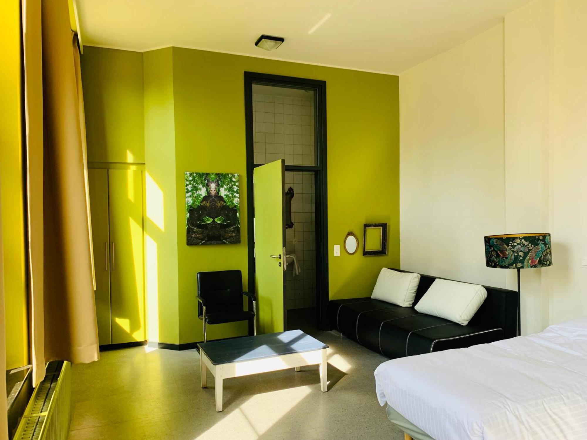 De Lotuspoort Met Mihr'S B&B In De Abdij Van Bornem Exteriör bild